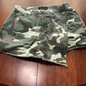 Camouflage Skort , excellent condition